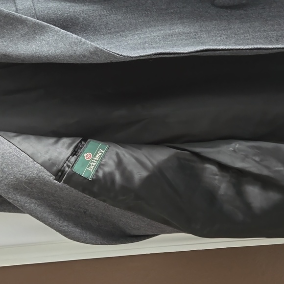 Coat - Picture 4 of 16